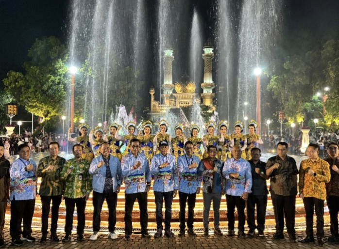 Pembukaan Alun-Alun Merdeka Malang